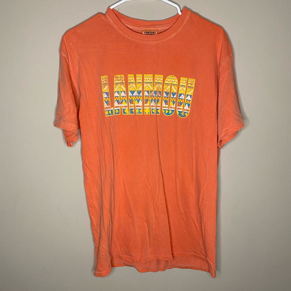 graphic t shirt